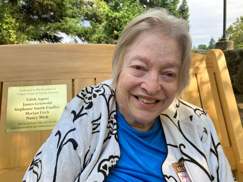 Stephanie Smith Findley (Elizabeth Shepherd Photo)