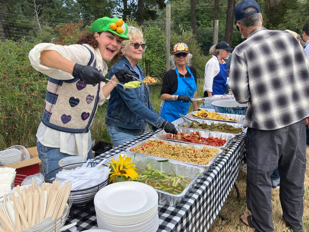 (Elizabeth Shepherd Photo) Food Bank Community Feast 2025