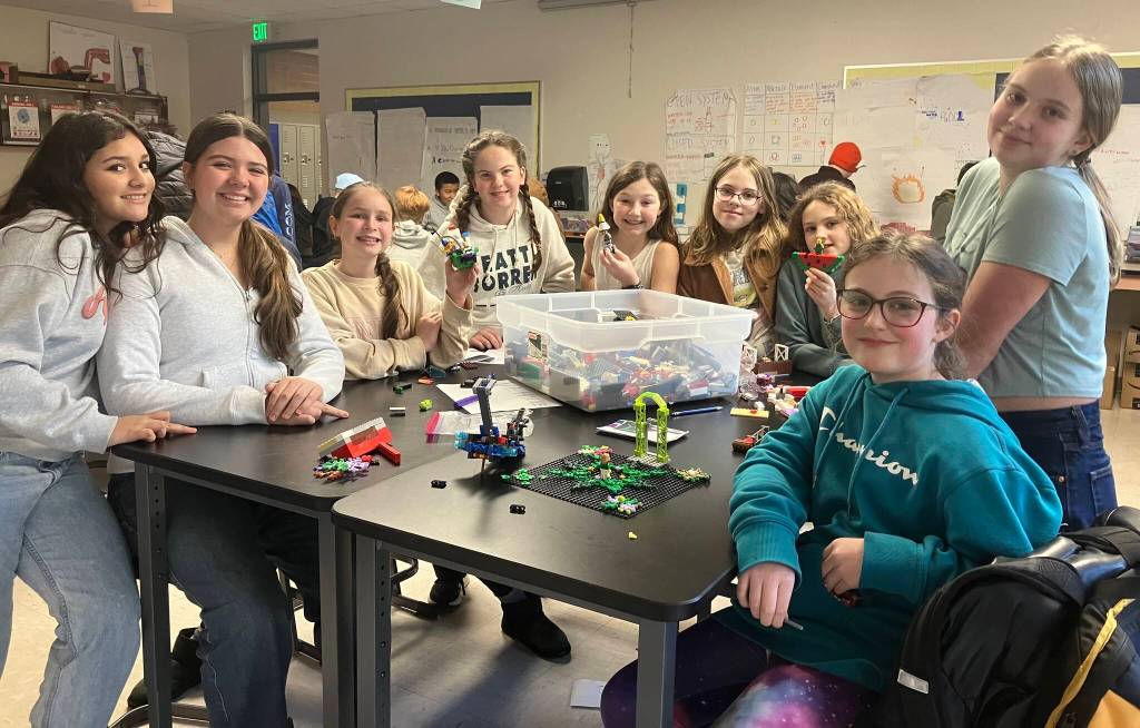 McMurray and Chautauqua students bond over the shared fun of Lego projects. (Elizabeth Shepherd Photo)