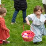 Kids run to grab Easter eggs at Ober Park in 2025. (Alex Bruell Photo)