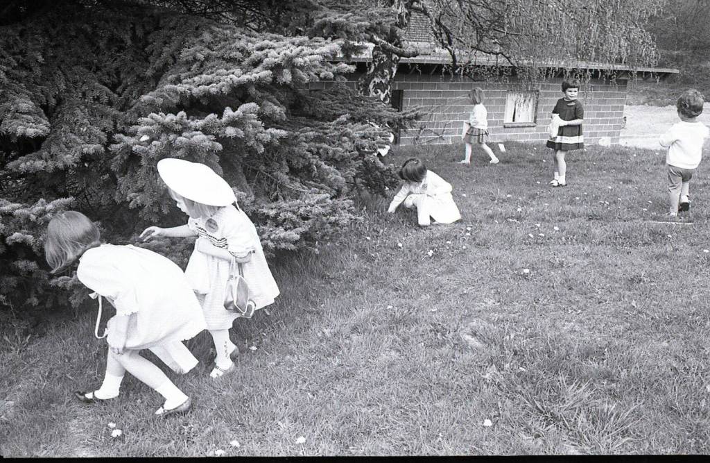 Easter 1966 (location in Vashon unknown)