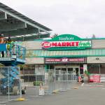 Aspen Anderson Photo
Construction crew work on the new solar pavillion outside Vashon Market/ IGA.